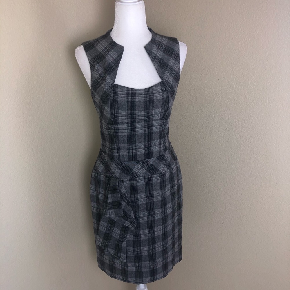 VTG Cue Dress 10 US Size 6 Plaid Black gray Print